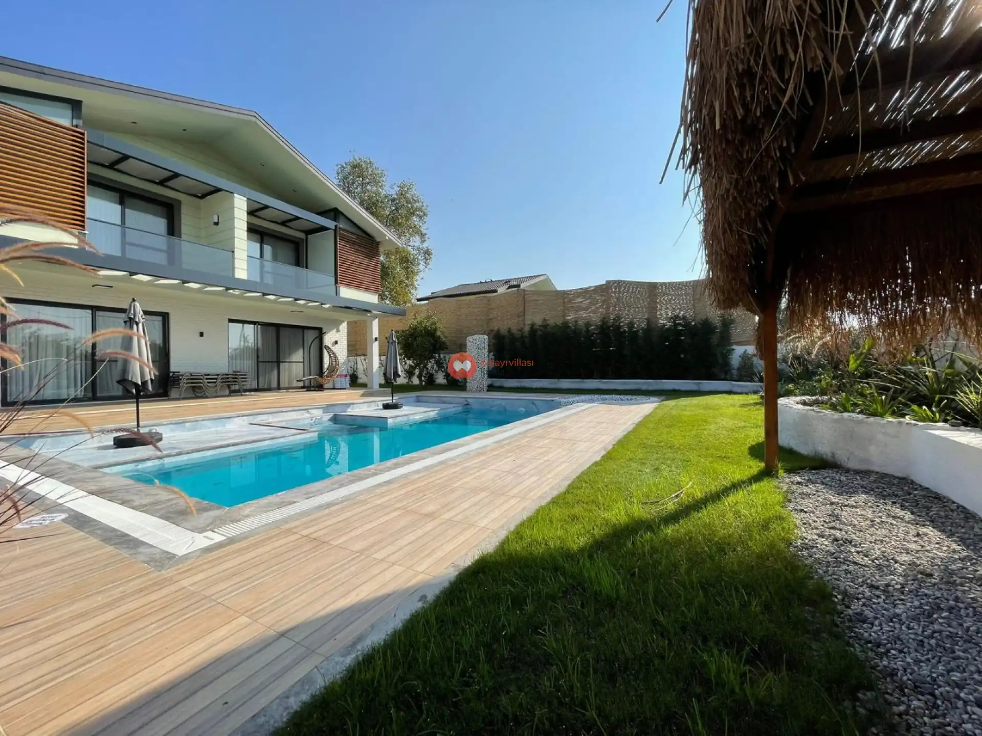 Villa Zena - Fethiye'de Korunaklı Havuzlu Kiralık Villa